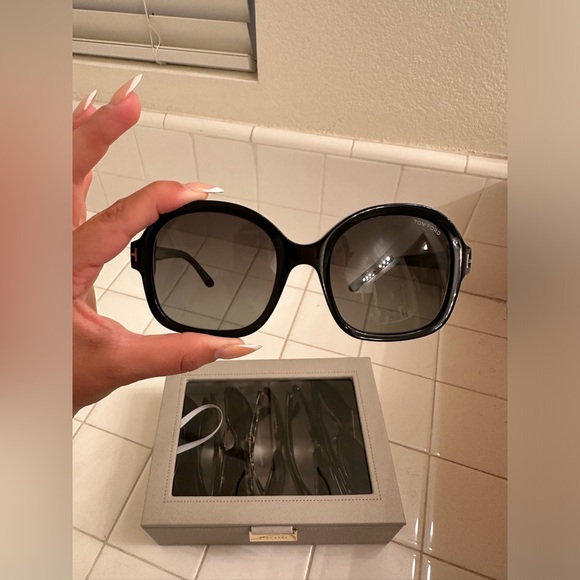 Tom Ford Hanley Sunglasses - Picture 4 of 9